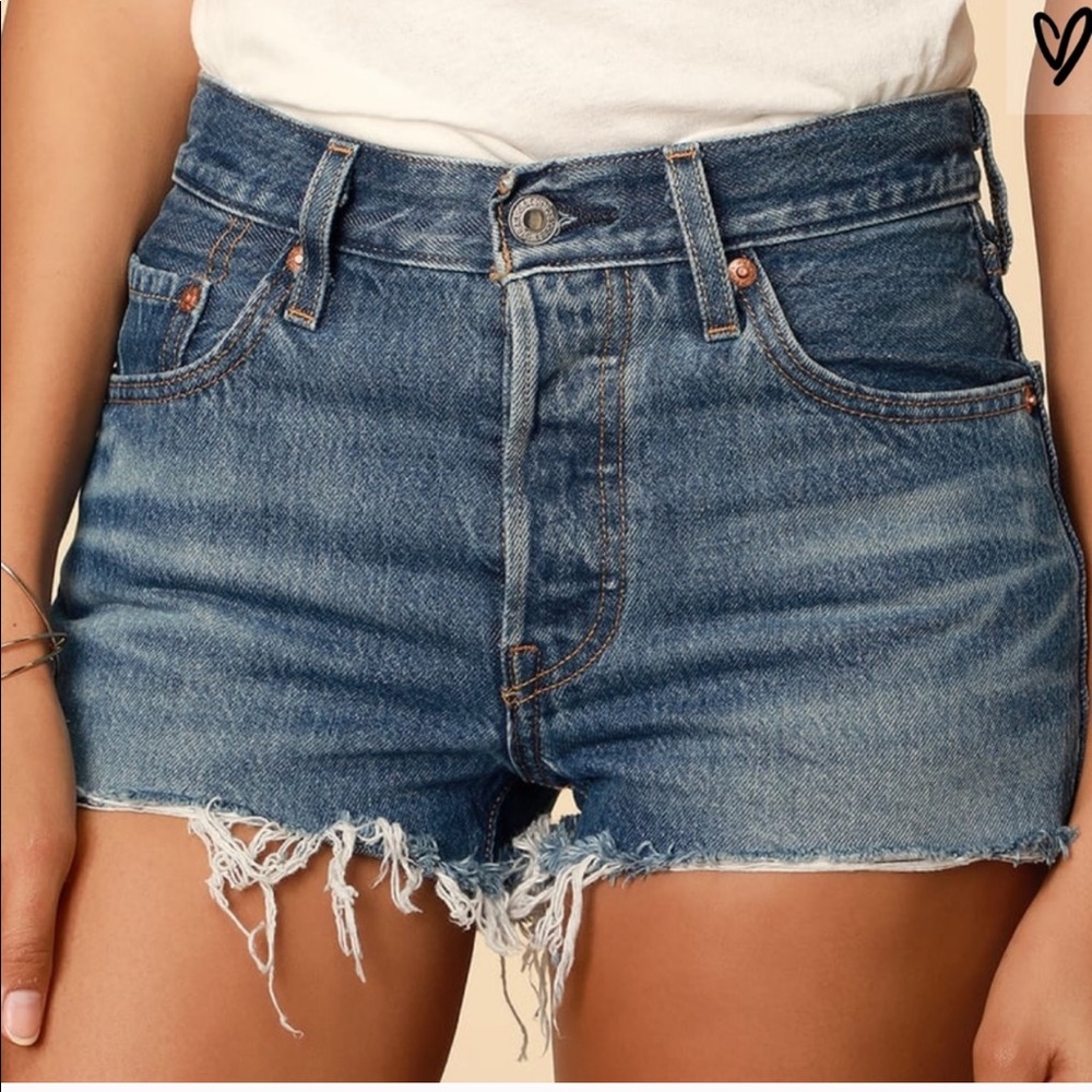 LEVIS SHORTS